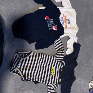 Longsleeve onesie. Size NB-3months